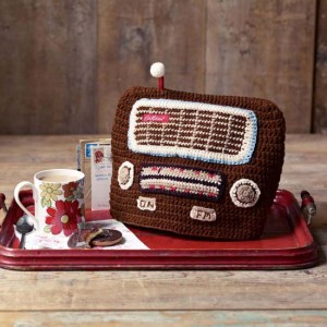 radio-knitted-tea-cosy-_-cath-kidston-_-girl-about-tech11